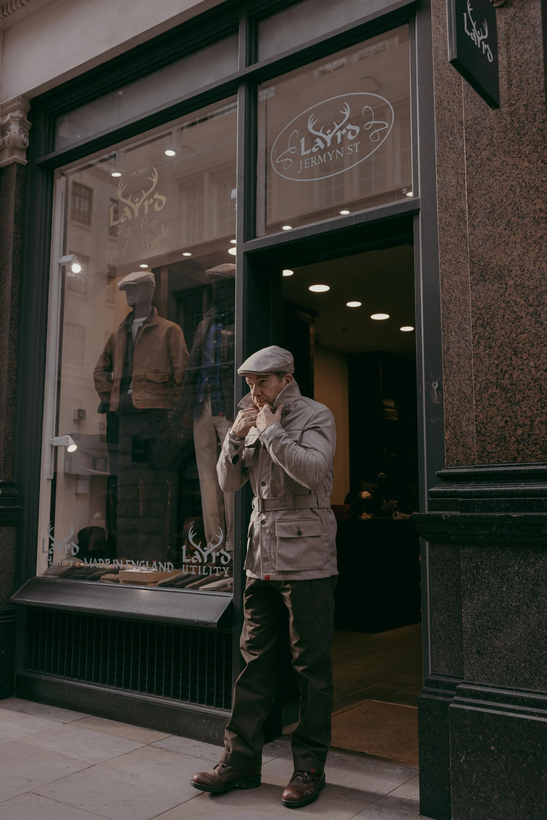 How to Wear a Bakerboy or Flat Cap with Tweed, Overcoat and Boots