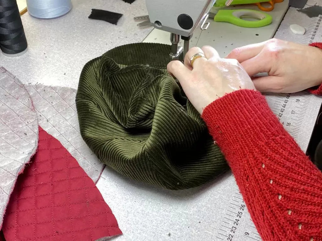 Which 10 Safe Handling Tips Protect a Cap from Creases, Warping and Sweat Stains?
