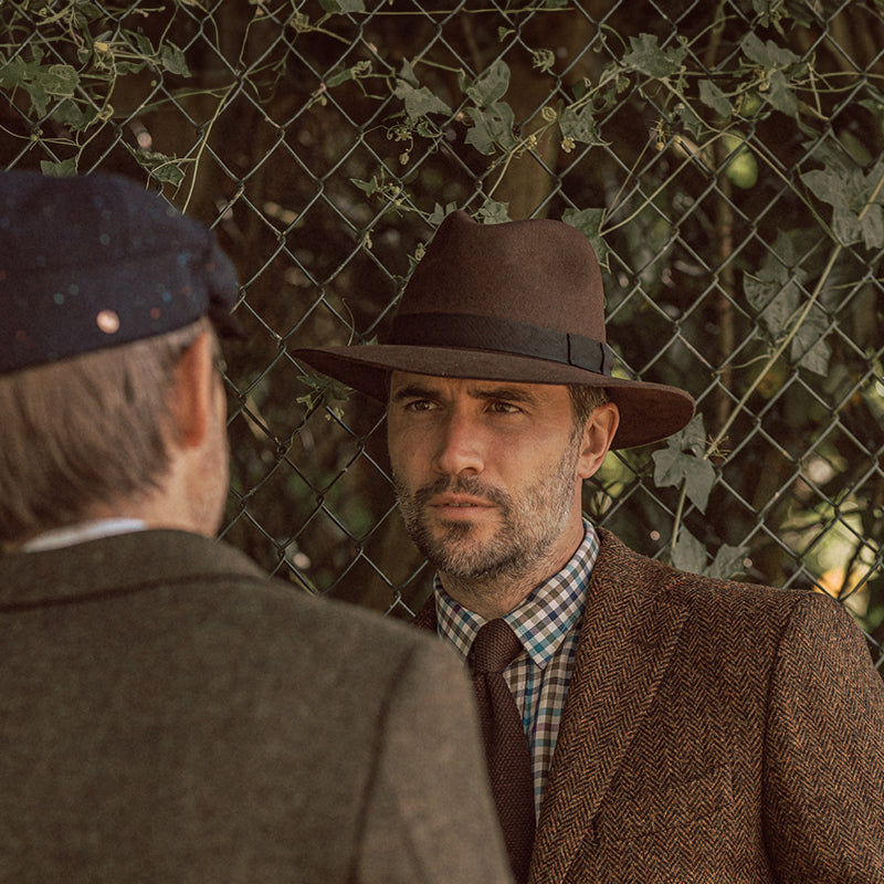 Classic Hat Shapes to Flatter Face and Figure