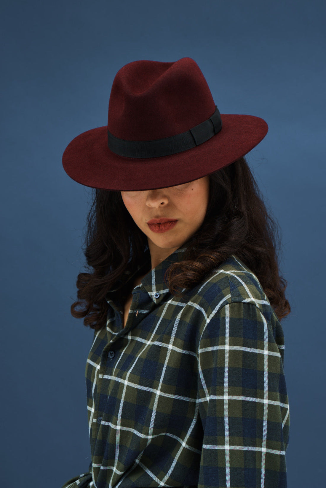 Woman_Wearing_Laird_Crushable_Fedora